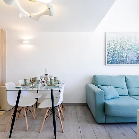 Luxury Parque Santiago I