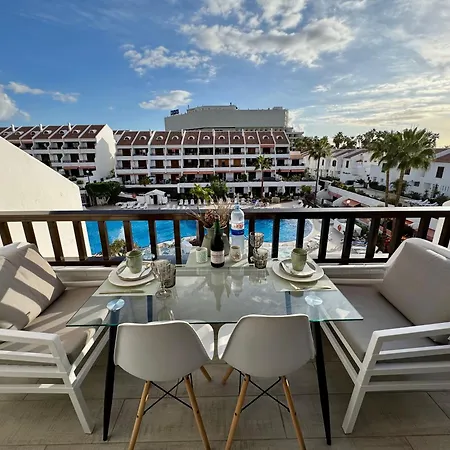 Luxury Parque Santiago I