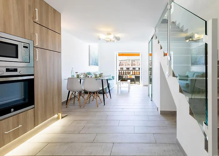 Luxury Parque Santiago I