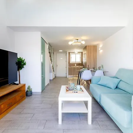 Luxury Parque Santiago I *